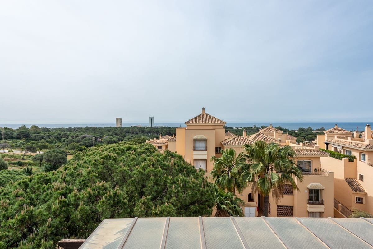 4 Zimmer Apartment zu verkaufen in Elviria mit Pool Garage - 1.500.000 € (Ref: 9997617)