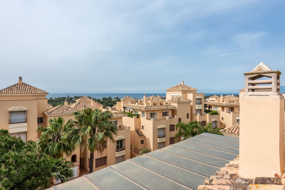 4 Zimmer Apartment zu verkaufen in Elviria mit Pool Garage - 1.500.000 € (Ref: 9997617)