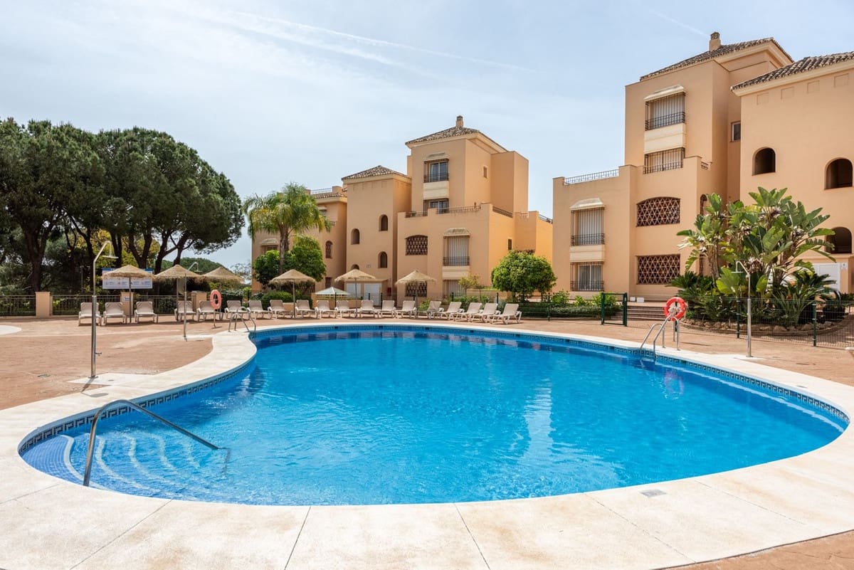 4 Zimmer Apartment zu verkaufen in Elviria mit Pool Garage - 1.500.000 € (Ref: 9997617)