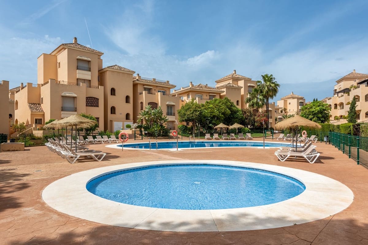4 Zimmer Apartment zu verkaufen in Elviria mit Pool Garage - 1.500.000 € (Ref: 9997617)