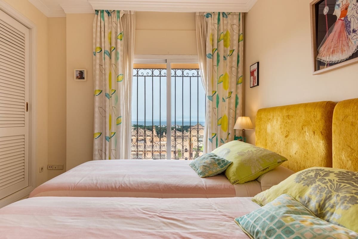 4 Zimmer Apartment zu verkaufen in Elviria mit Pool Garage - 1.500.000 € (Ref: 9997617)
