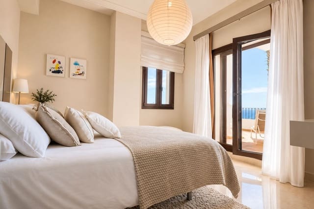4 bedroom Villa for sale in Benahavís with pool garage - € 1,595,000 (Ref: 9997618)