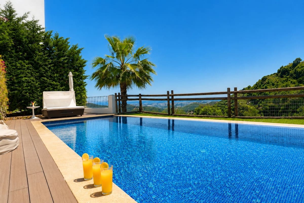 4 camera da letto Villa in vendita in Benahavis con piscina garage - 1.595.000 € (Rif: 9997618)