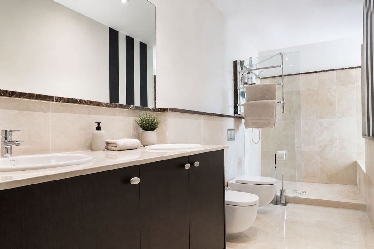 4 camera da letto Villa in vendita in Benahavis con piscina garage - 1.595.000 € (Rif: 9997618)