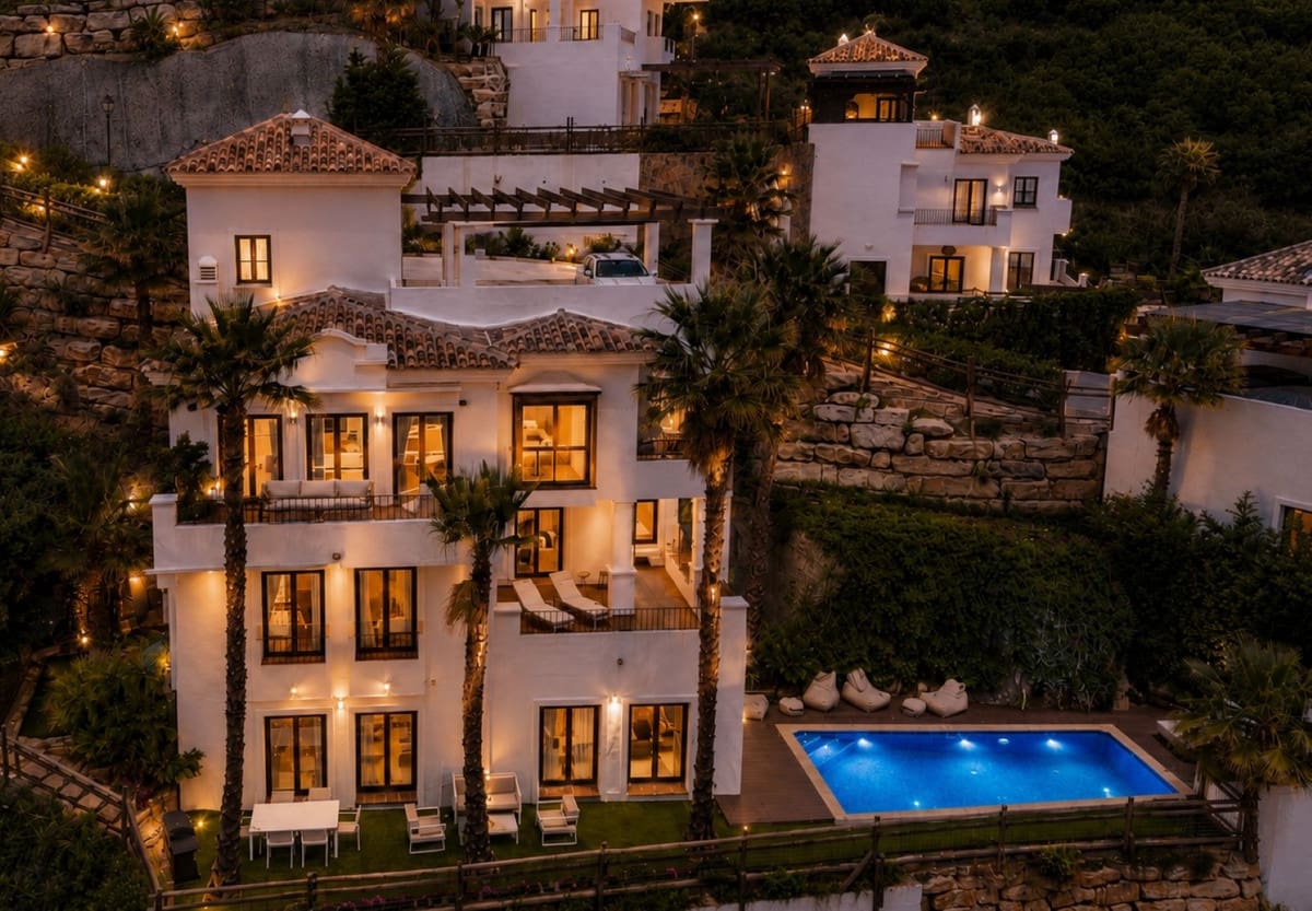 4 camera da letto Villa in vendita in Benahavis con piscina garage - 1.595.000 € (Rif: 9997618)