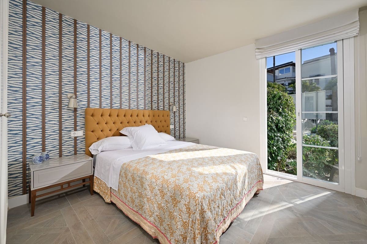 4 Zimmer Apartment zu verkaufen in Elviria mit Pool - 1.495.000 € (Ref: 9997619)