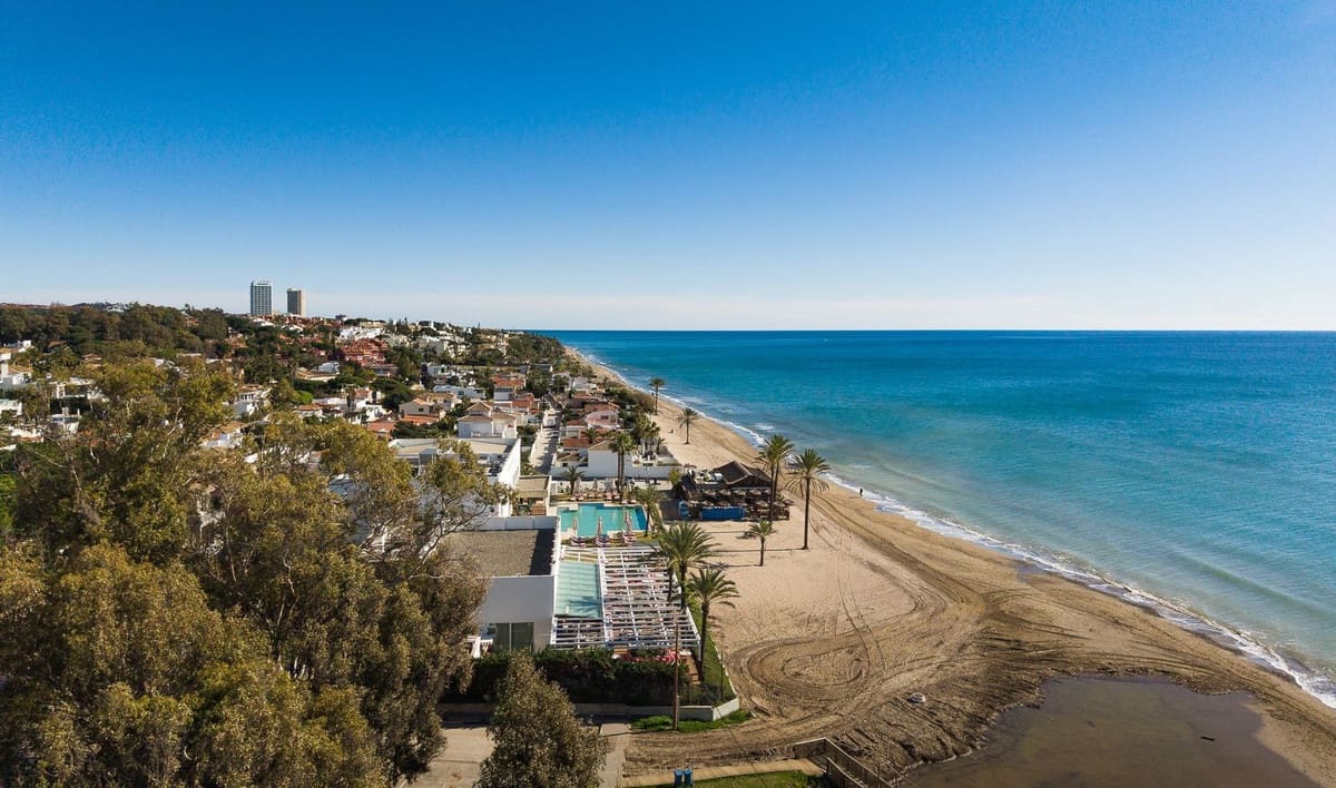 4 Zimmer Apartment zu verkaufen in Elviria mit Pool - 1.495.000 € (Ref: 9997619)