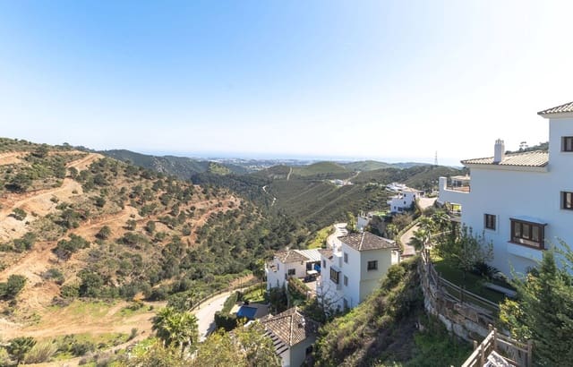 5 Zimmer Villa zu verkaufen in Benahavís mit Pool - 1.395.000 € (Ref: 9997620)