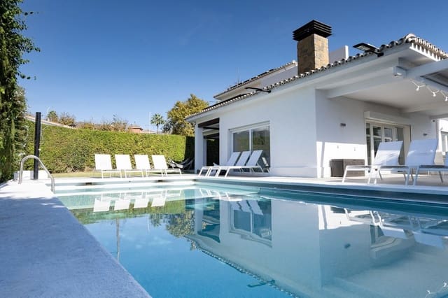 Chalet de 6 habitaciones en Benalmádena en venta con piscina garaje - 1.450.000 € (Ref: 9997622)