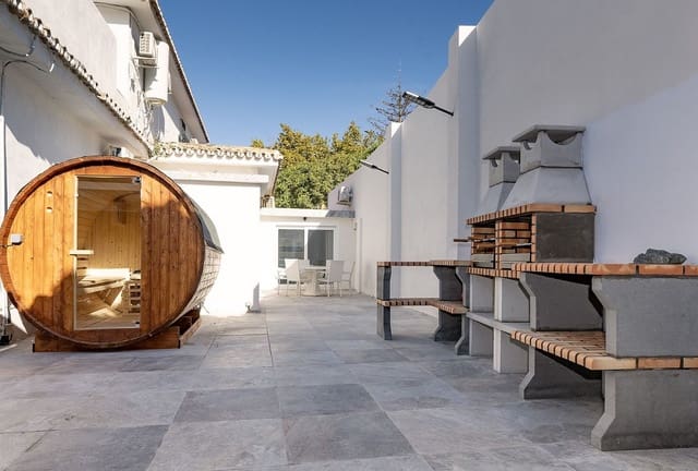 Chalet de 6 habitaciones en Benalmádena en venta con piscina garaje - 1.450.000 € (Ref: 9997622)