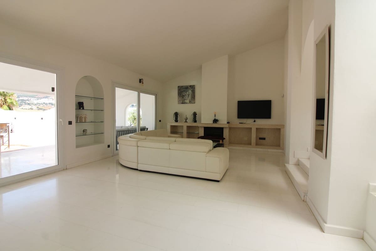 3 chambre Villa/Maison à vendre à Benalmadena avec garage - 1 395 000 € (Ref: 9997623)