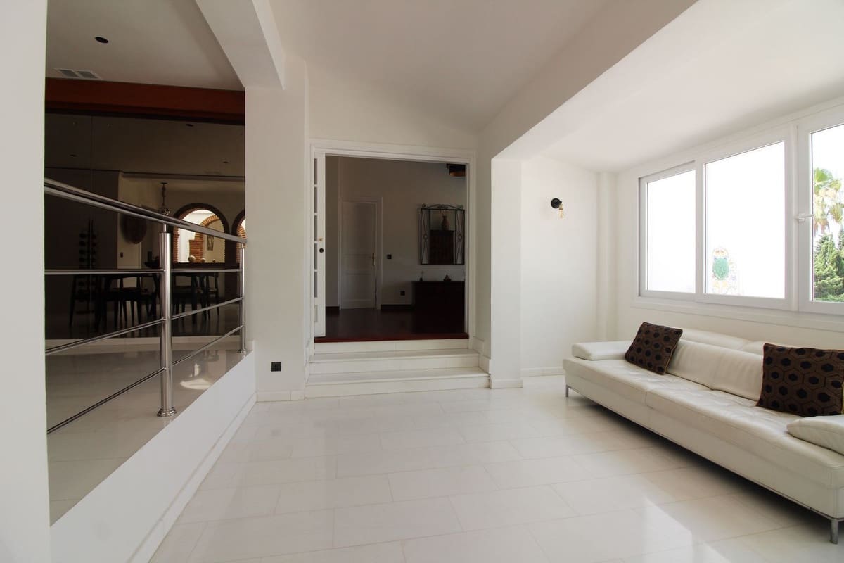 3 chambre Villa/Maison à vendre à Benalmadena avec garage - 1 395 000 € (Ref: 9997623)