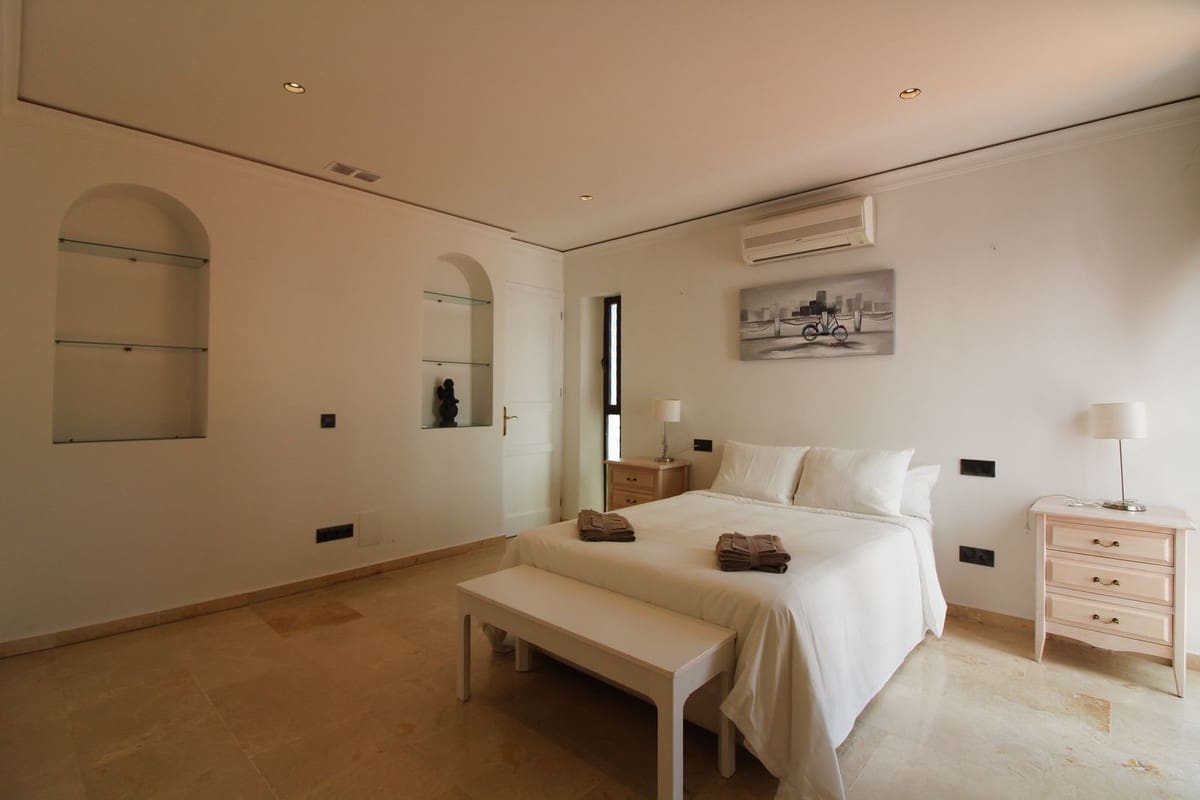 3 chambre Villa/Maison à vendre à Benalmadena avec garage - 1 395 000 € (Ref: 9997623)