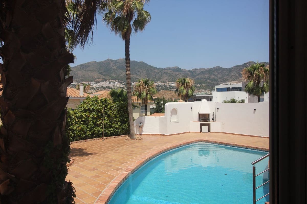 3 chambre Villa/Maison à vendre à Benalmadena avec garage - 1 395 000 € (Ref: 9997623)