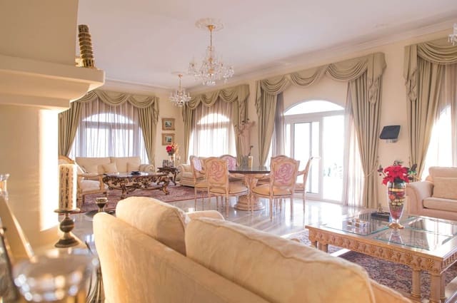 6 soverom Villa til salgs i Benalmádena med svømmebasseng garasje - € 1 585 000 (Ref: 9997624)