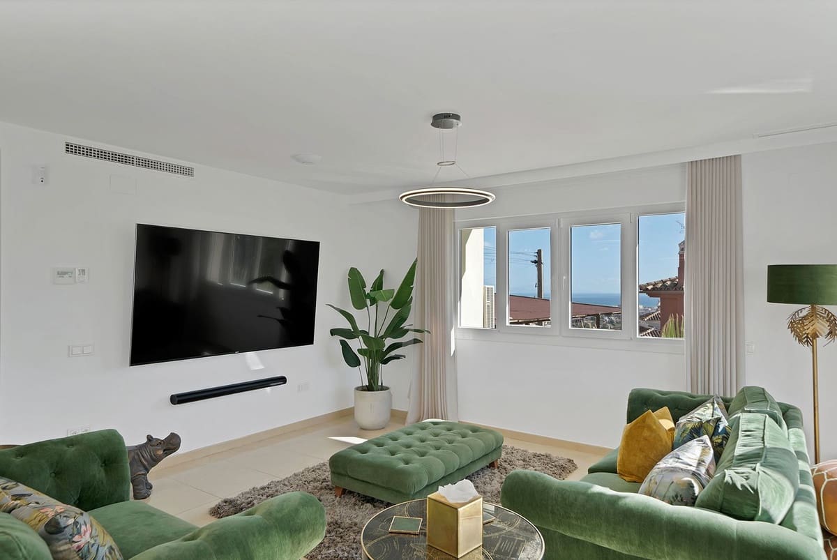 5 makuuhuone Huvila myytävänä paikassa Benalmadena - 1 600 000 € (Ref: 9997626)