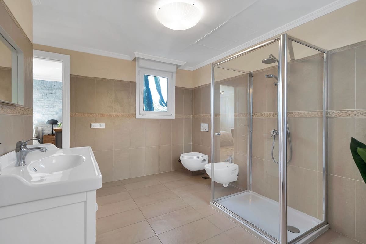 5 makuuhuone Huvila myytävänä paikassa Benalmadena - 1 600 000 € (Ref: 9997626)