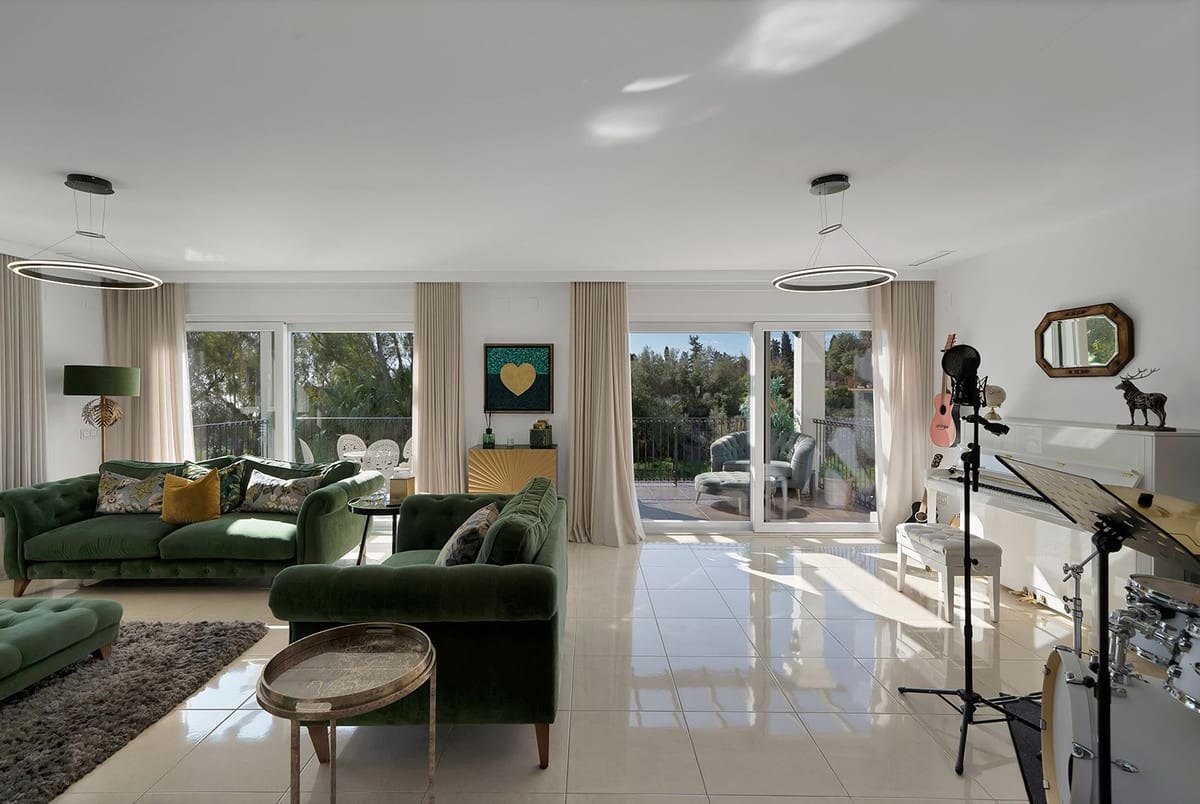 5 makuuhuone Huvila myytävänä paikassa Benalmadena - 1 600 000 € (Ref: 9997626)