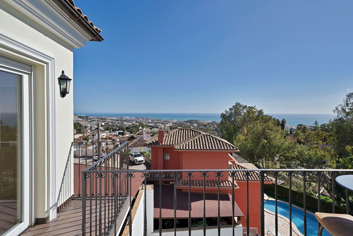 5 makuuhuone Huvila myytävänä paikassa Benalmadena - 1 600 000 € (Ref: 9997626)