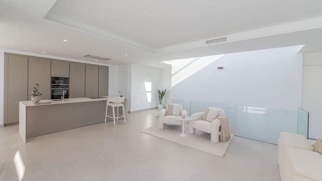 4 bedroom Villa for sale in Torremuelle, Benalmádena with pool garage - € 1,850,000 (Ref: 9997628)