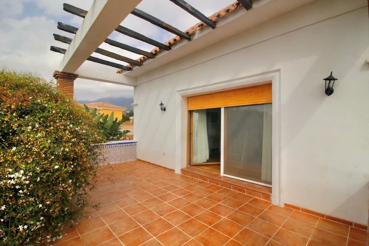 6 soveværelse Villa til salg i Benalmadena med garage - € 1.600.000 (Ref: 9997629)