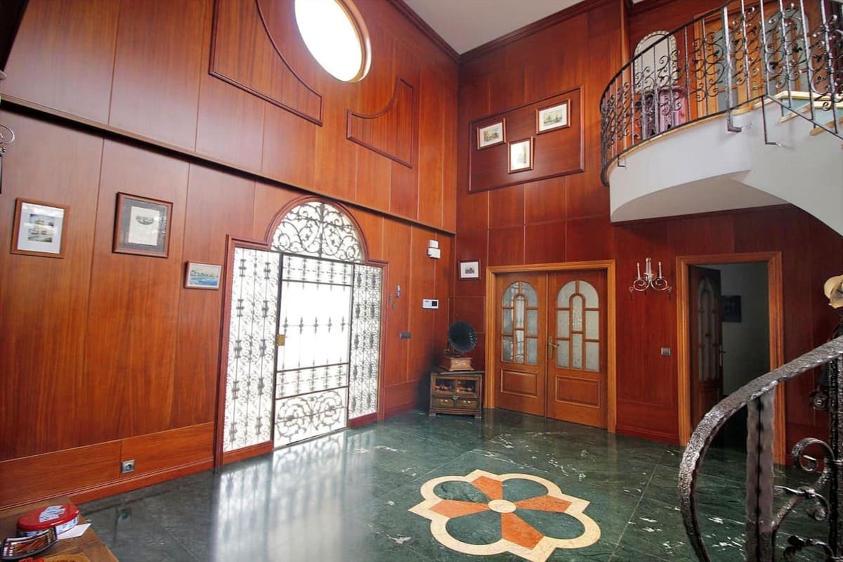 6 soveværelse Villa til salg i Benalmadena med garage - € 1.600.000 (Ref: 9997629)