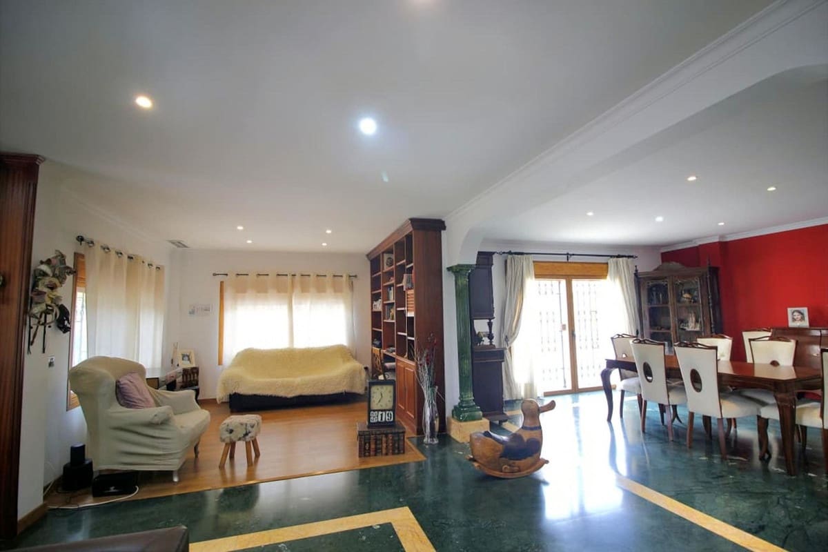 6 soveværelse Villa til salg i Benalmadena med garage - € 1.600.000 (Ref: 9997629)