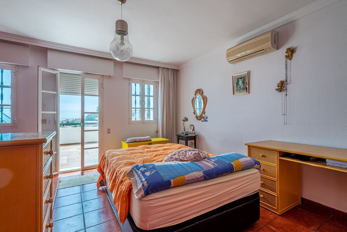 4 quarto Moradia para venda em Benalmadena - 1 750 000 € (Ref: 9997631)
