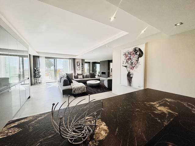 4 soveværelse Lejlighed til salg i Los Flamingos, Benahavís med garage - € 1.795.000 (Ref: 9997633)