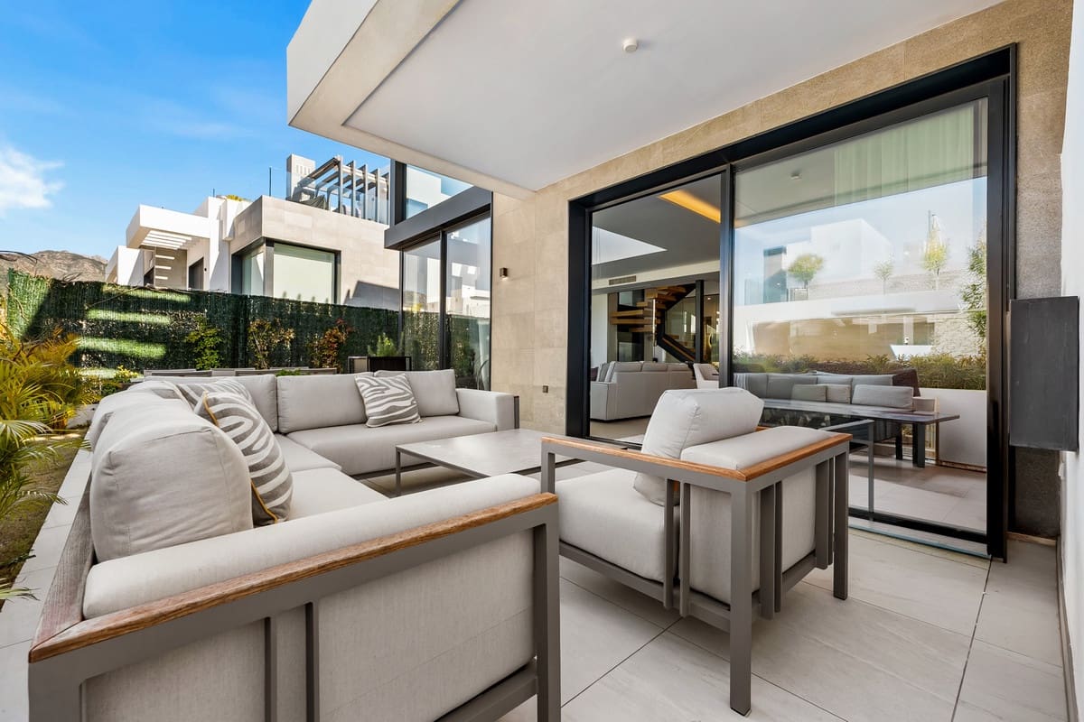 5 sovrum Hus till salu i Rio Real med pool - 1 950 000 € (Ref: 9997634)
