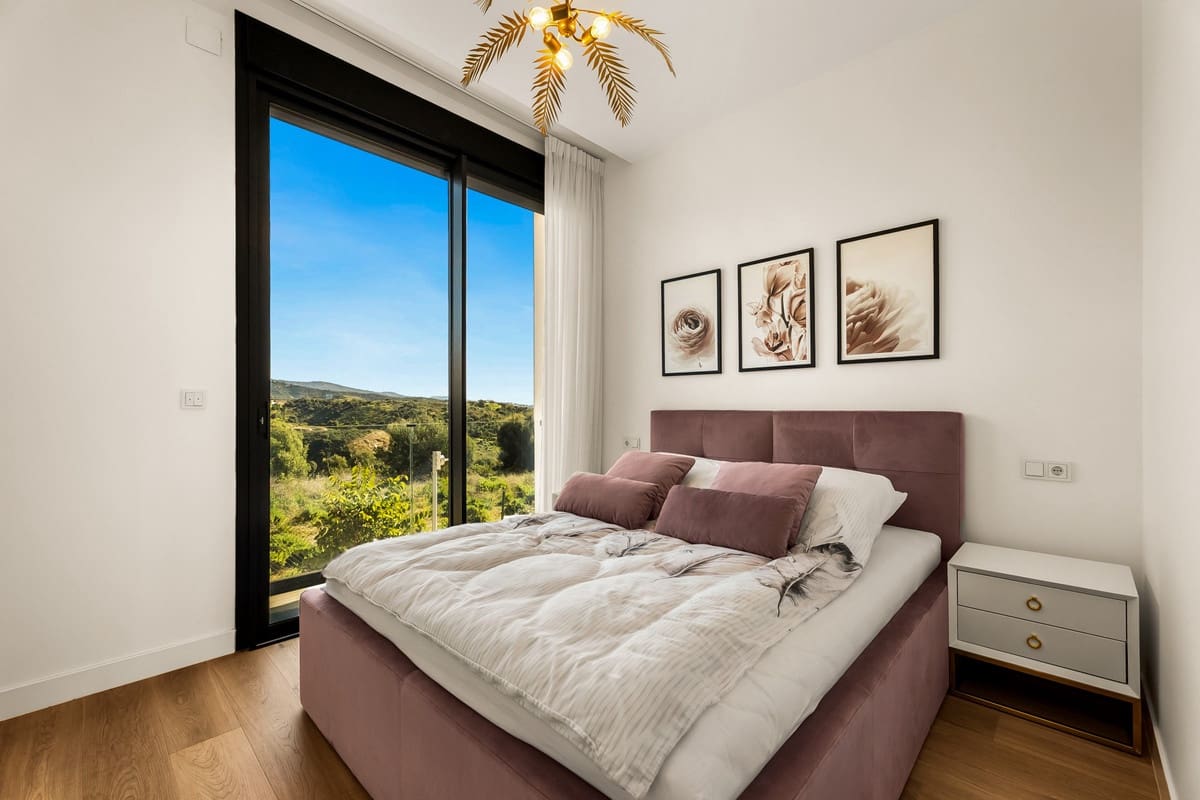 5 sovrum Hus till salu i Rio Real med pool - 1 950 000 € (Ref: 9997634)