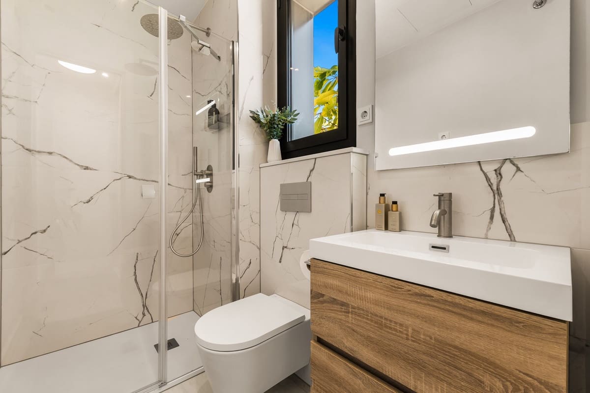 5 sovrum Hus till salu i Rio Real med pool - 1 950 000 € (Ref: 9997634)