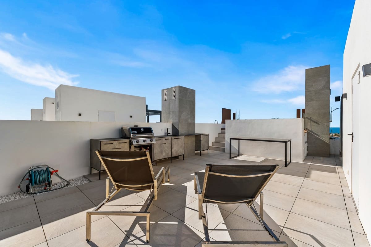 5 sovrum Hus till salu i Rio Real med pool - 1 950 000 € (Ref: 9997634)