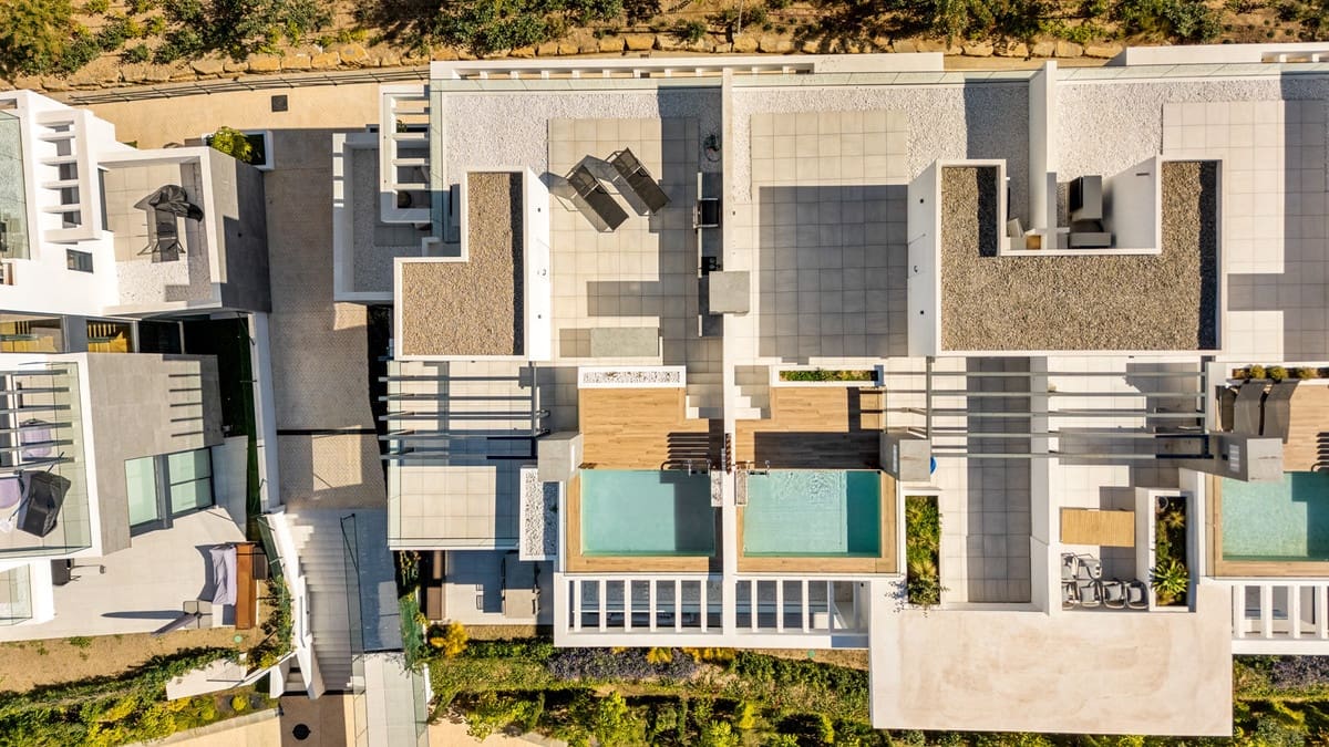 5 sovrum Hus till salu i Rio Real med pool - 1 950 000 € (Ref: 9997634)