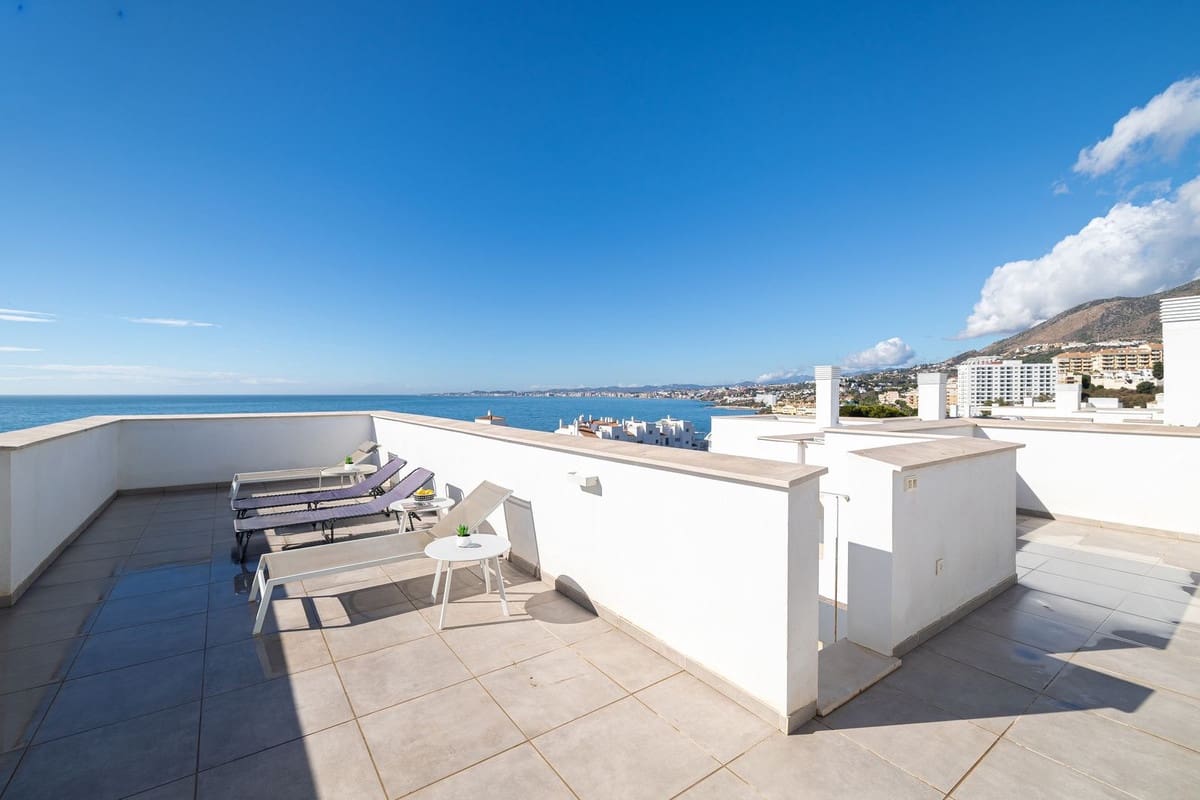 Apartamento de 3 habitaciones en Torrequebrada en venta con piscina garaje - 1.150.000 € (Ref: 9997799)