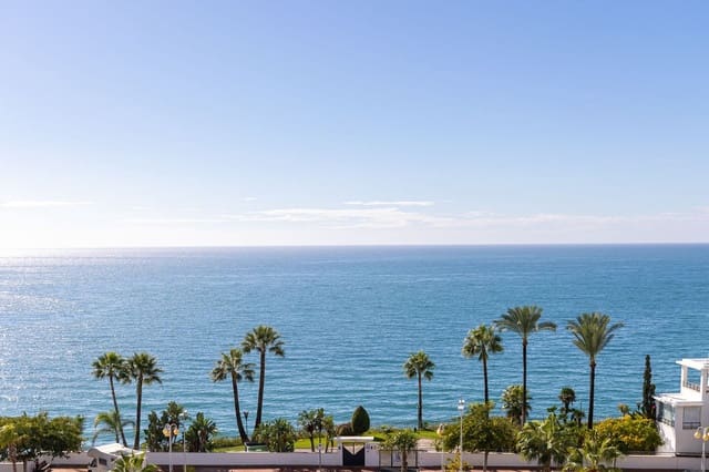 Apartamento de 3 habitaciones en Torrequebrada, Benalmádena en venta con piscina garaje - 1.150.000 € (Ref: 9997799)