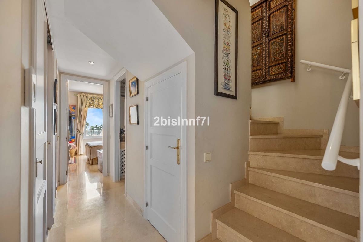 3 camera da letto Appartamento in vendita in Elviria con garage - 1.190.000 € (Rif: 9997800)