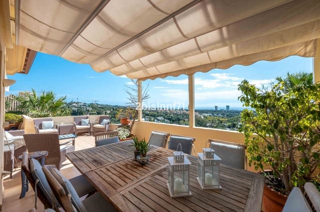 3 slaapkamer Appartement te koop in Elviria, Marbella met garage - € 1.190.000 (Ref: 9997800)