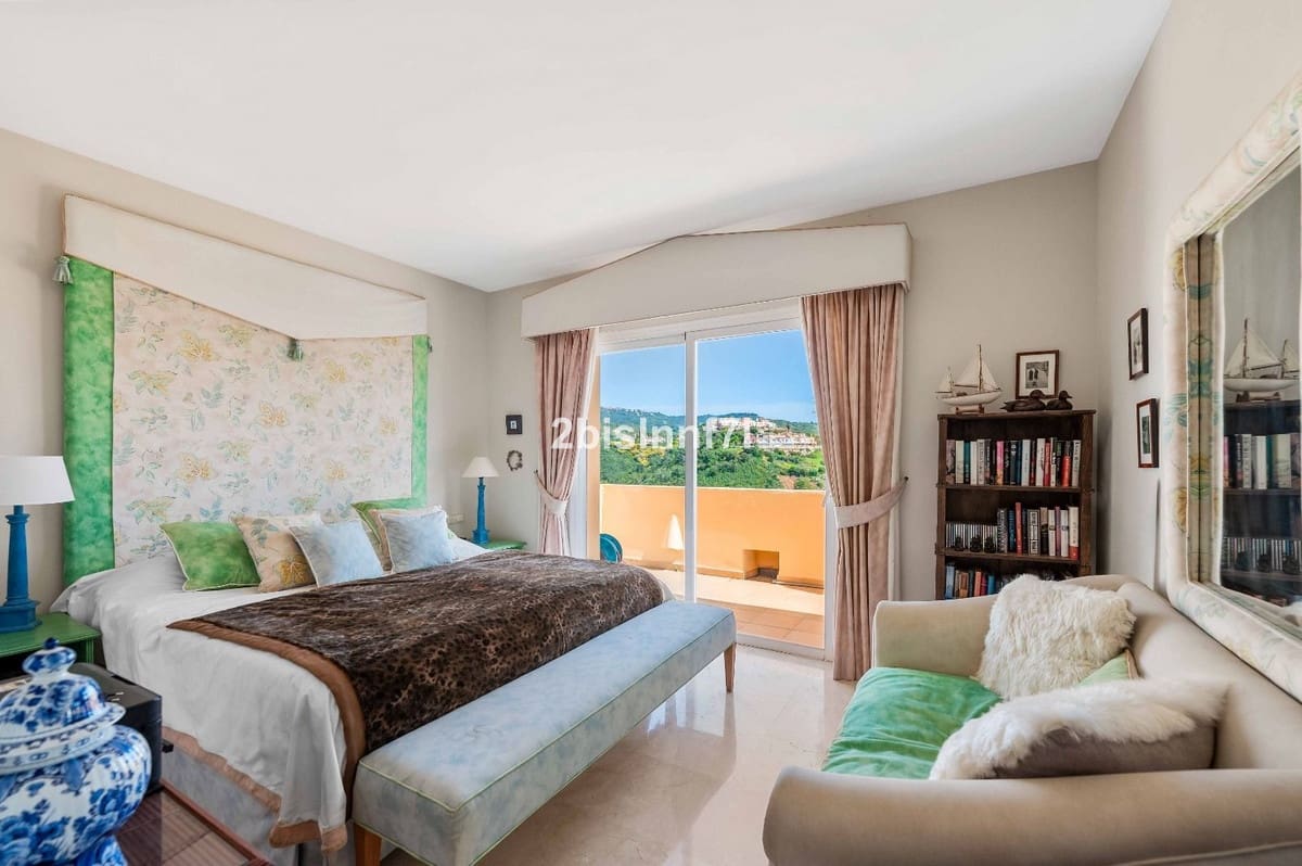 3 camera da letto Appartamento in vendita in Elviria con garage - 1.190.000 € (Rif: 9997800)