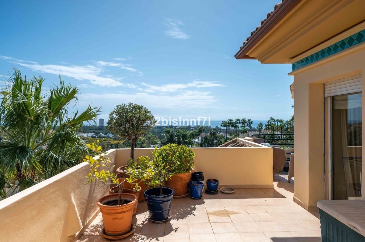 3 camera da letto Appartamento in vendita in Elviria con garage - 1.190.000 € (Rif: 9997800)
