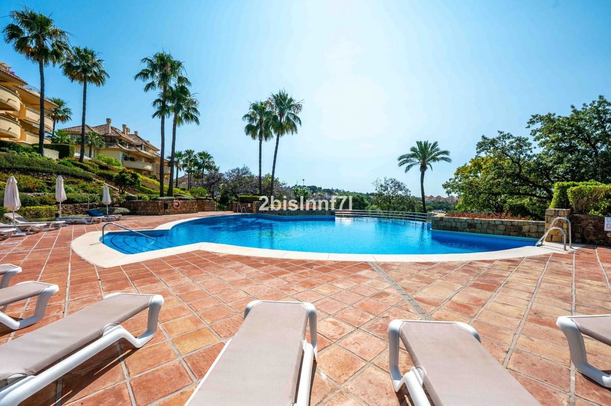 3 camera da letto Appartamento in vendita in Elviria con garage - 1.190.000 € (Rif: 9997800)