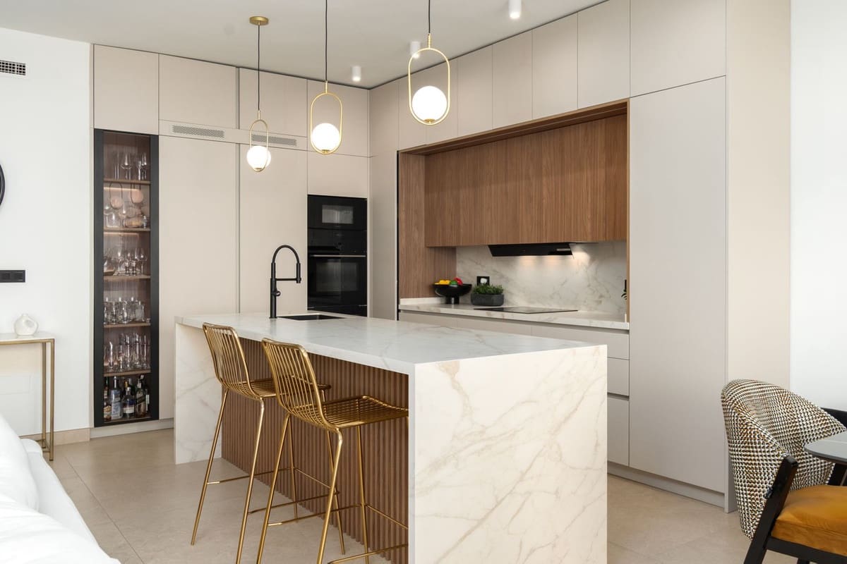 4 sypialnia Apartament na sprzedaż w Benalmadena z basenem garażem - 1 150 000 € (Ref: 9997801)