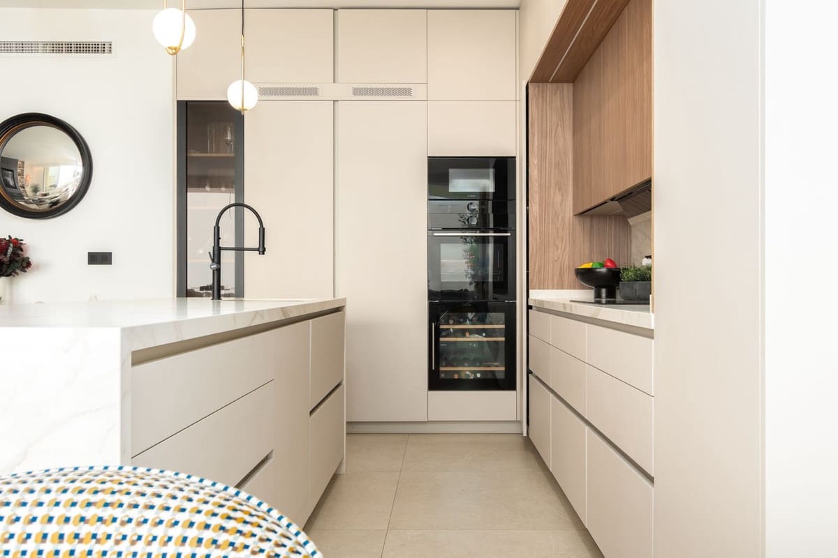 4 sypialnia Apartament na sprzedaż w Benalmadena z basenem garażem - 1 150 000 € (Ref: 9997801)