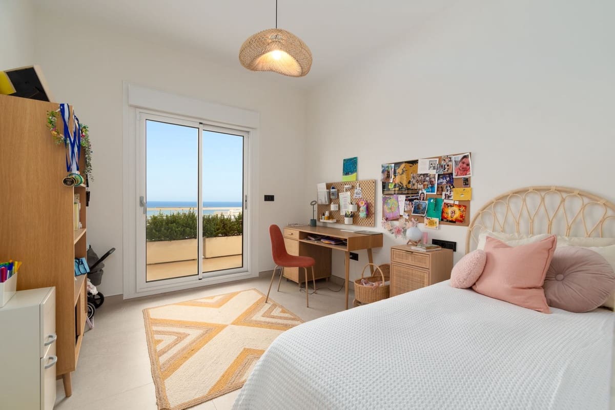 4 sypialnia Apartament na sprzedaż w Benalmadena z basenem garażem - 1 150 000 € (Ref: 9997801)