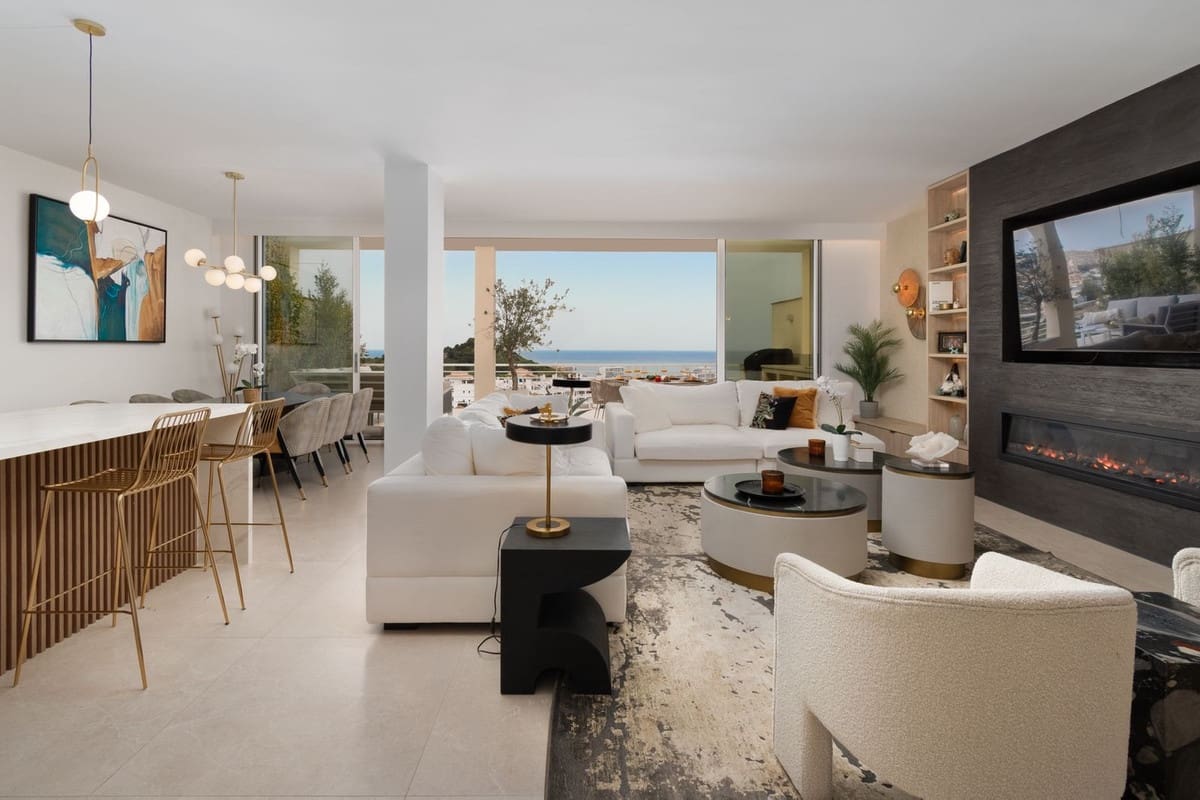 4 sypialnia Apartament na sprzedaż w Benalmadena z basenem garażem - 1 150 000 € (Ref: 9997801)