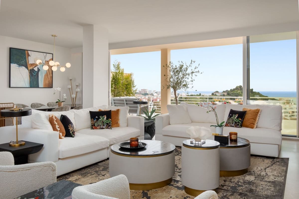 4 sypialnia Apartament na sprzedaż w Benalmadena z basenem garażem - 1 150 000 € (Ref: 9997801)