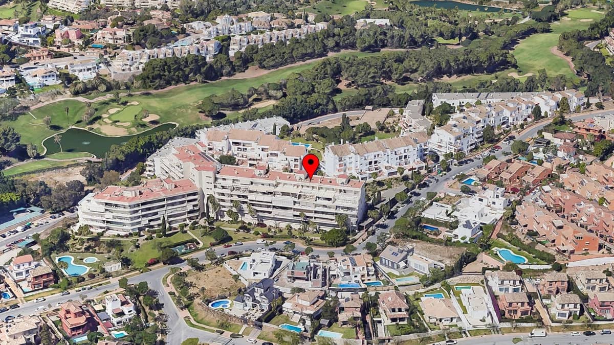 4 sypialnia Apartament na sprzedaż w Benalmadena z basenem garażem - 1 150 000 € (Ref: 9997801)