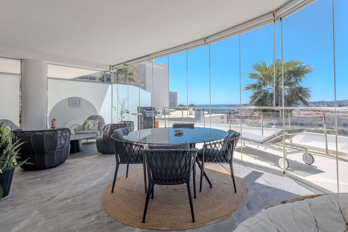2 sypialnia Apartament na sprzedaż w Benalmadena z garażem - 1 050 000 € (Ref: 9997802)