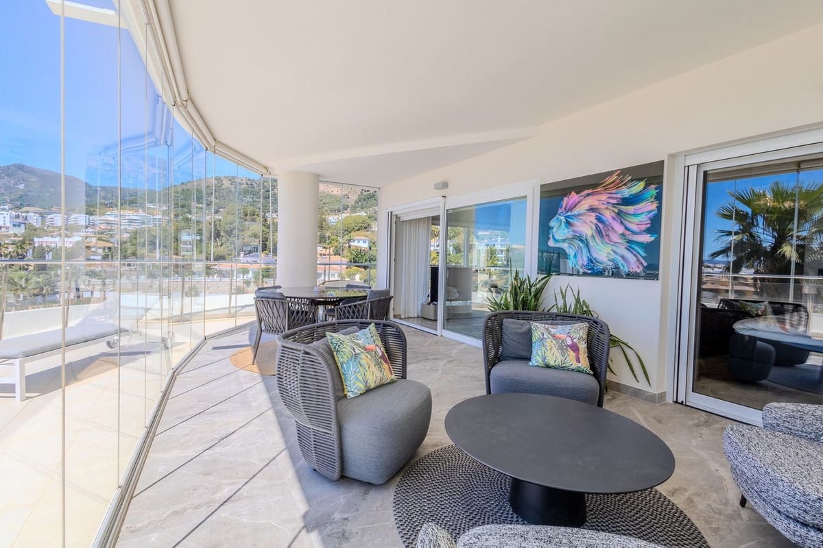2 sypialnia Apartament na sprzedaż w Benalmadena z garażem - 1 050 000 € (Ref: 9997802)