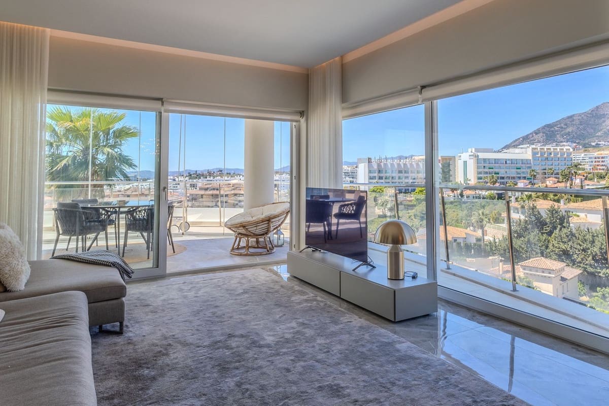2 sypialnia Apartament na sprzedaż w Benalmadena z garażem - 1 050 000 € (Ref: 9997802)